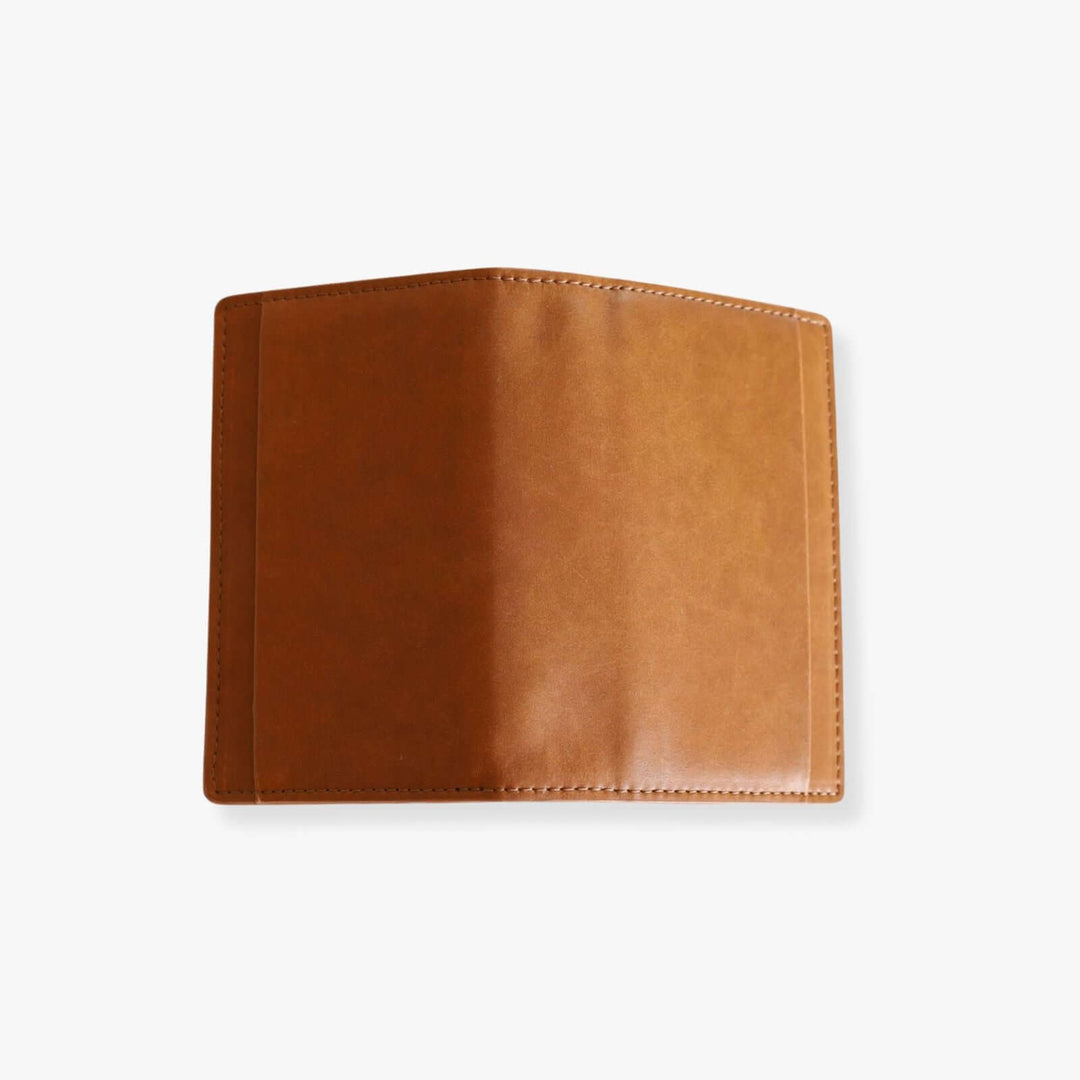 Back view of the pop up leather wallet, to show the two external pockets.